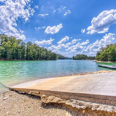Majestic Lakefront Lodge Sevierville Esterno foto