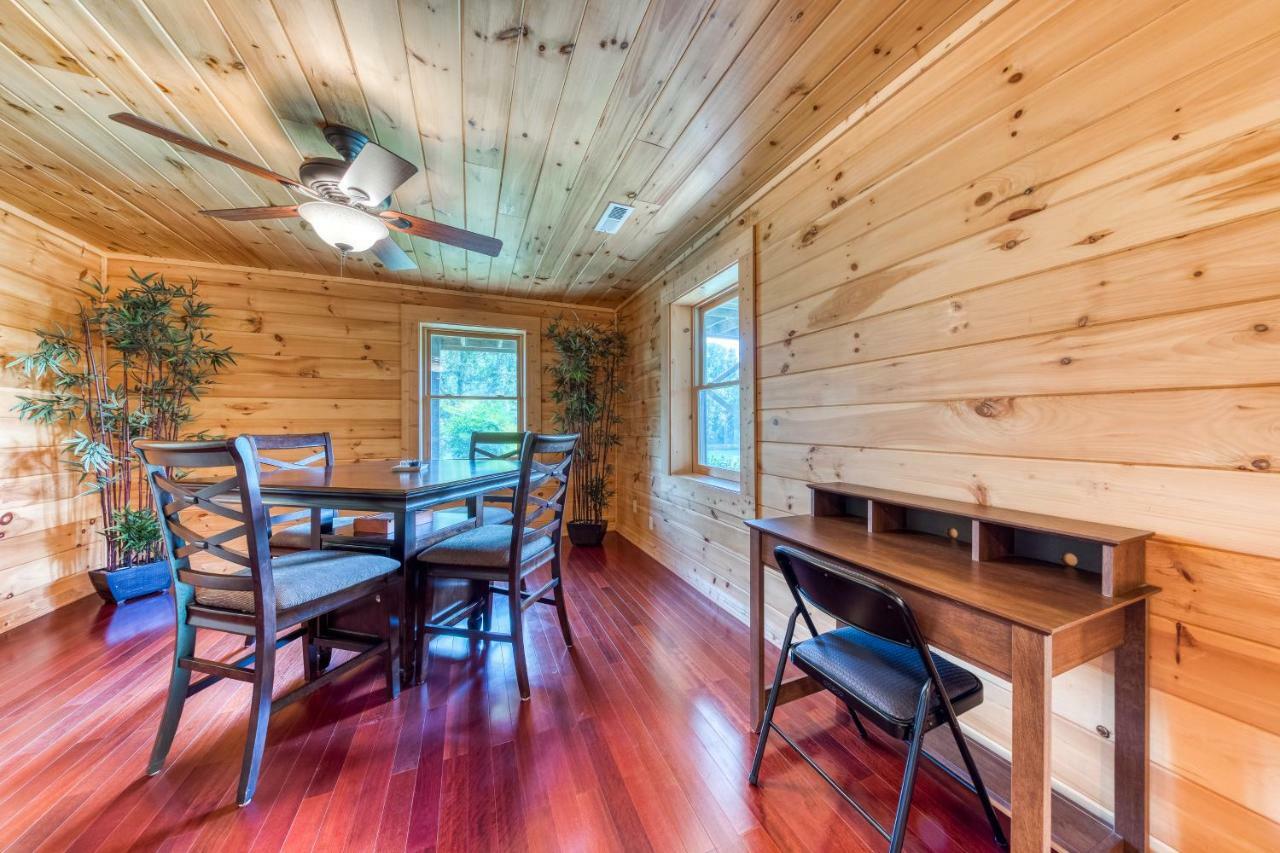 Majestic Lakefront Lodge Sevierville Esterno foto
