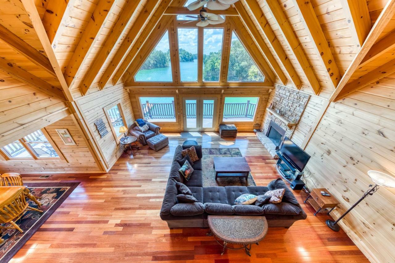 Majestic Lakefront Lodge Sevierville Esterno foto