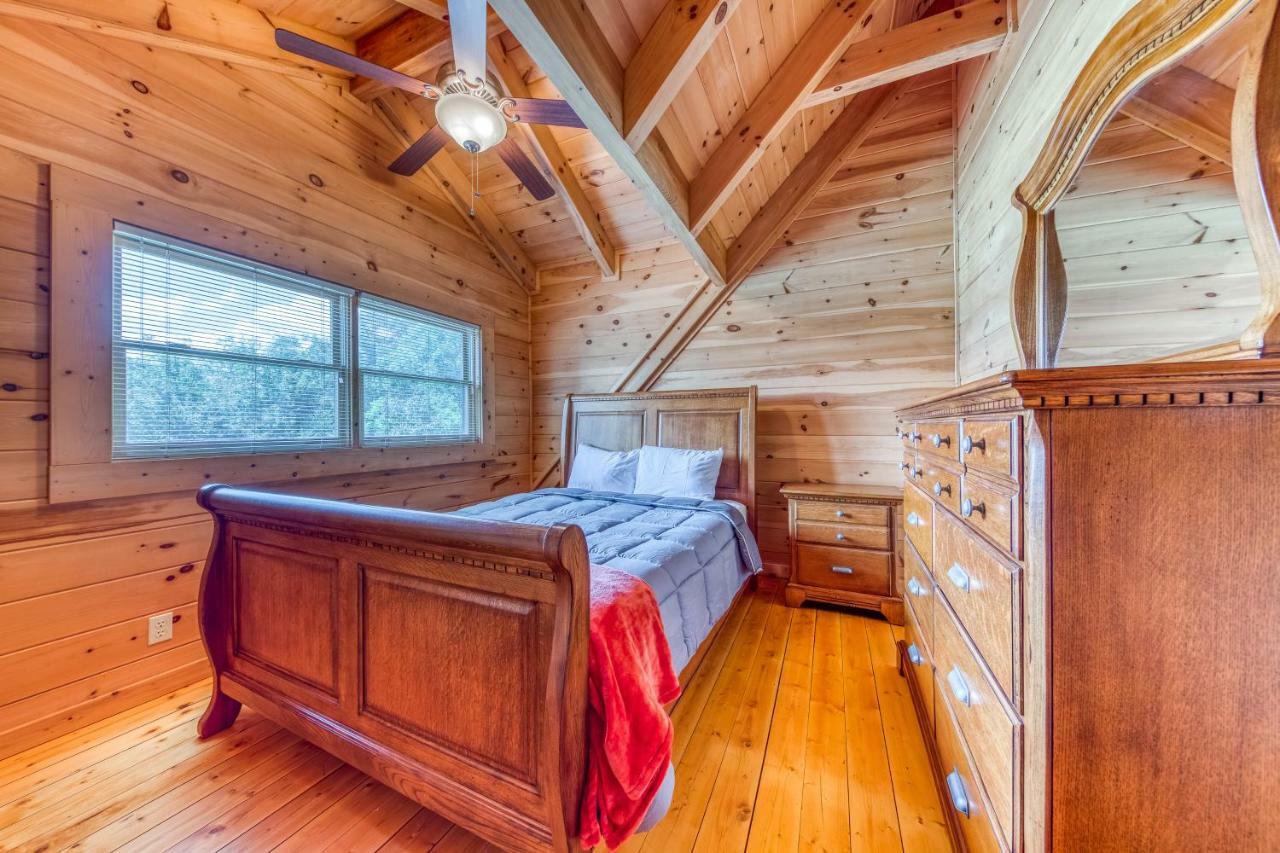 Majestic Lakefront Lodge Sevierville Esterno foto