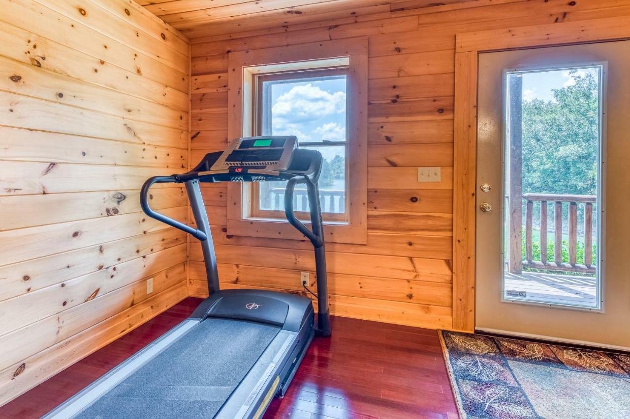 Majestic Lakefront Lodge Sevierville Esterno foto