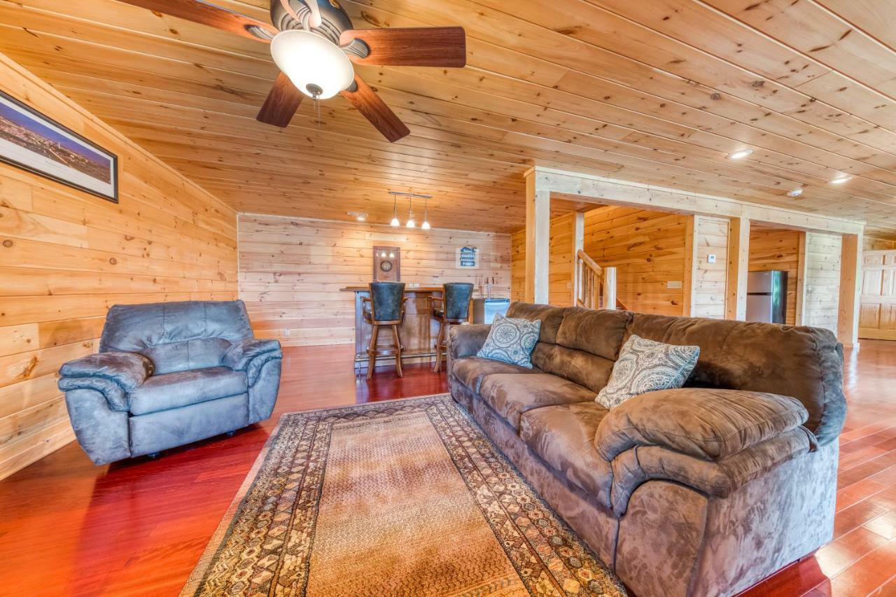 Majestic Lakefront Lodge Sevierville Esterno foto